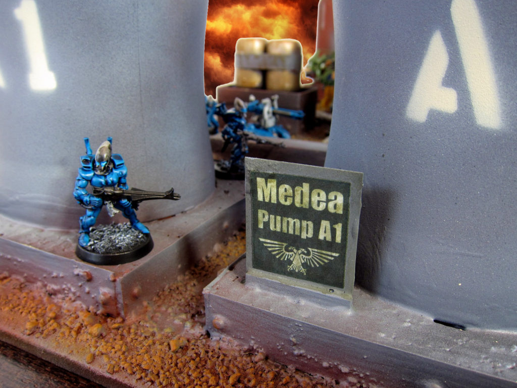 medea-pump-sign