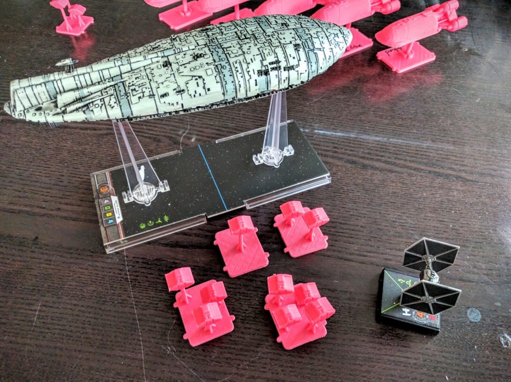 Cargo pods and their mothership under attack!